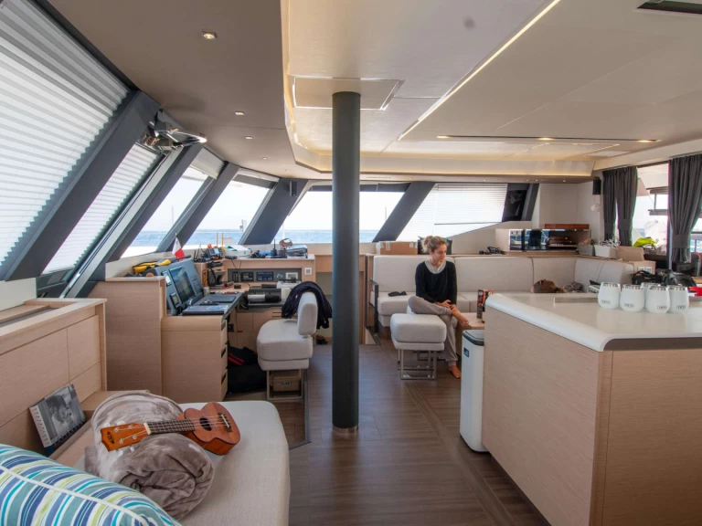 Hire Luxury Yacht with or without skipper Fountaine Pajot Greece
