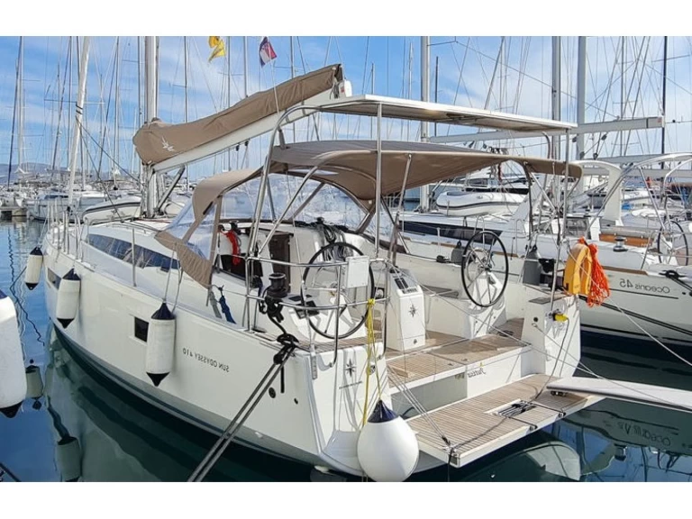 Sailboat hire in Pula - Jeanneau Sun Odyssey 410