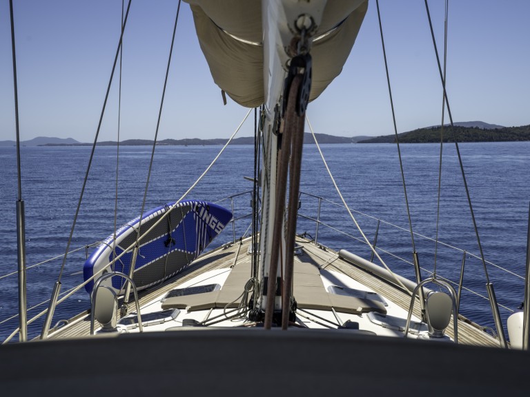 Hire Sailboat with or without skipper Jeanneau Alimos