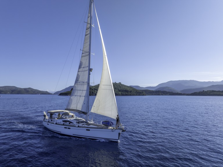 Jeanneau Sun Odyssey 54 DS charter bareboat or skippered in  Alimos