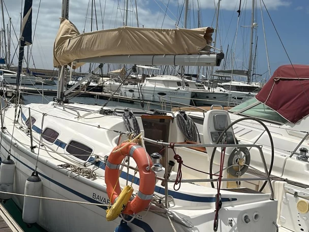 Hire Sailboat with or without skipper Bavaria Puerto deportivo Marina Rubicon