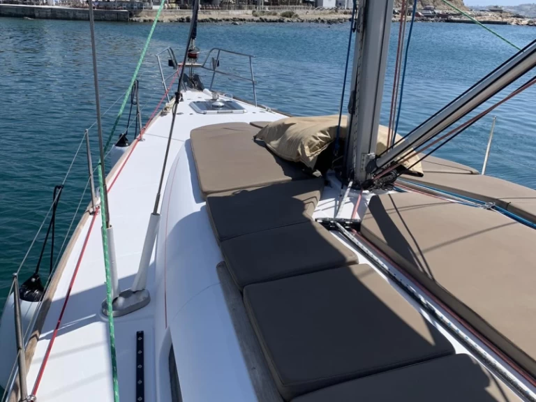 Hire a Jeanneau Sun Odyssey 494 Naxos Port