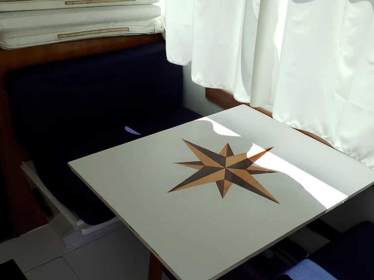 Yacht charter Rosignano Solvay-Castiglioncello - Dalla Pietà Yacht DP 10 on SamBoat