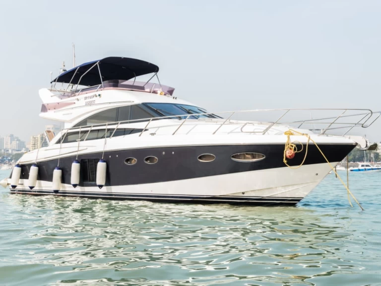 Yacht charter Panjim - Princess Princess 54 on SamBoat