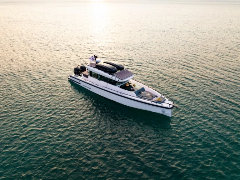 Axopar Axopar 37 XC Cross Cabin charter bareboat or skippered in  Lagonisí
