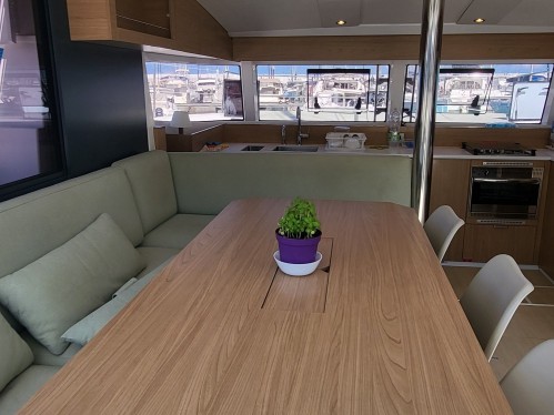 Catamaran to hire Capo d'Orlando at the best price