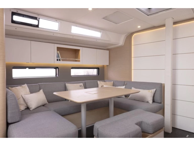 Yacht hire Piombino cheap Dufour 41