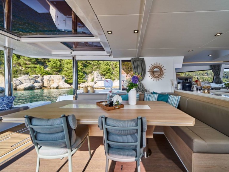 Hire a Bali Bali 5.4 Golfo Aranci