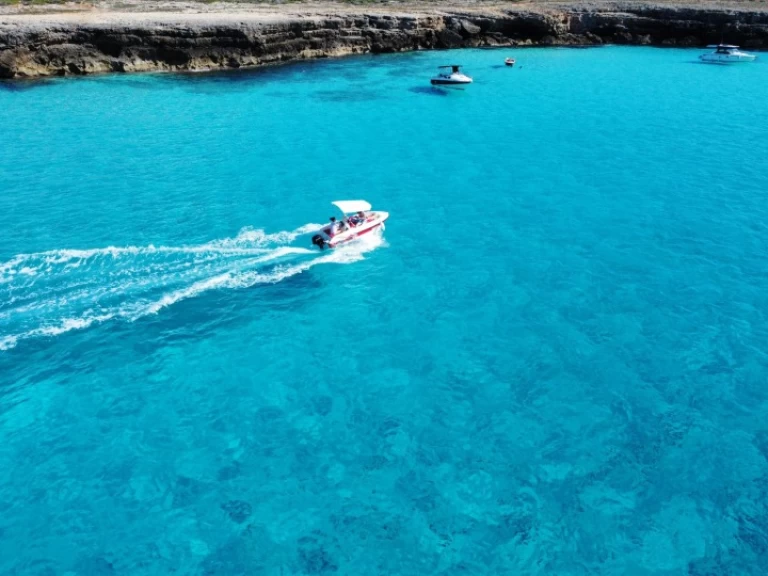 Hire Motorboat Compass with a boat licence