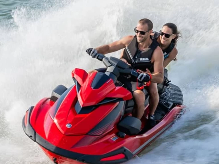 Yacht hire La Maddalena cheap Yamaha VX