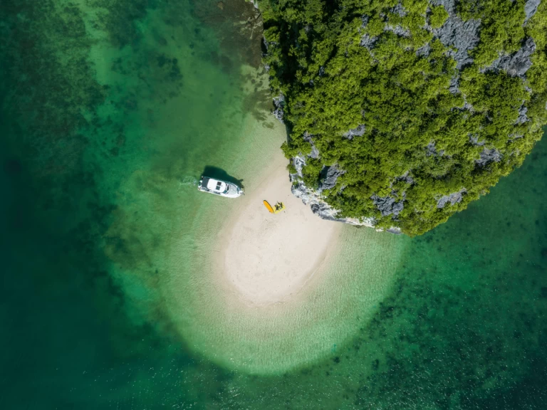 Jeanneau Merry Fisher 895 charter bareboat or skippered in  Hạ Long