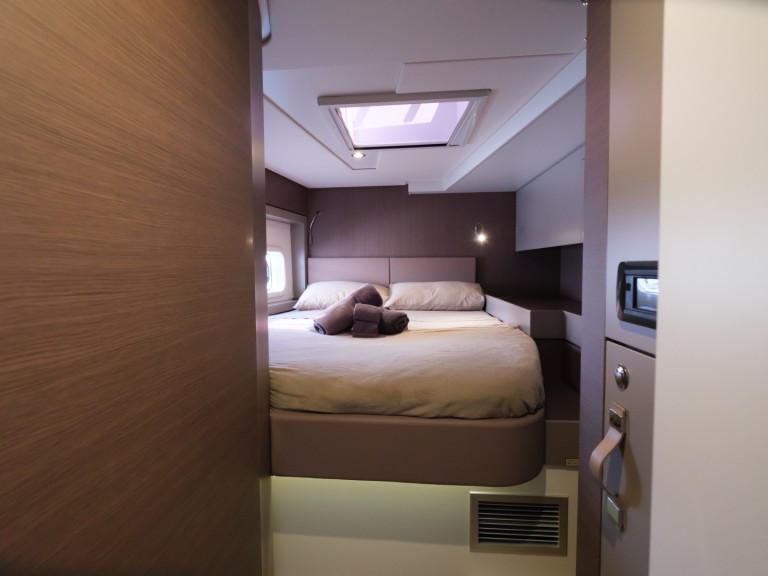 Bali Bali 4.6 charter bareboat or skippered in  Capo d'Orlando