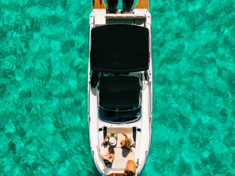 Motorboat hire in s'Arenal - Karnic SL800