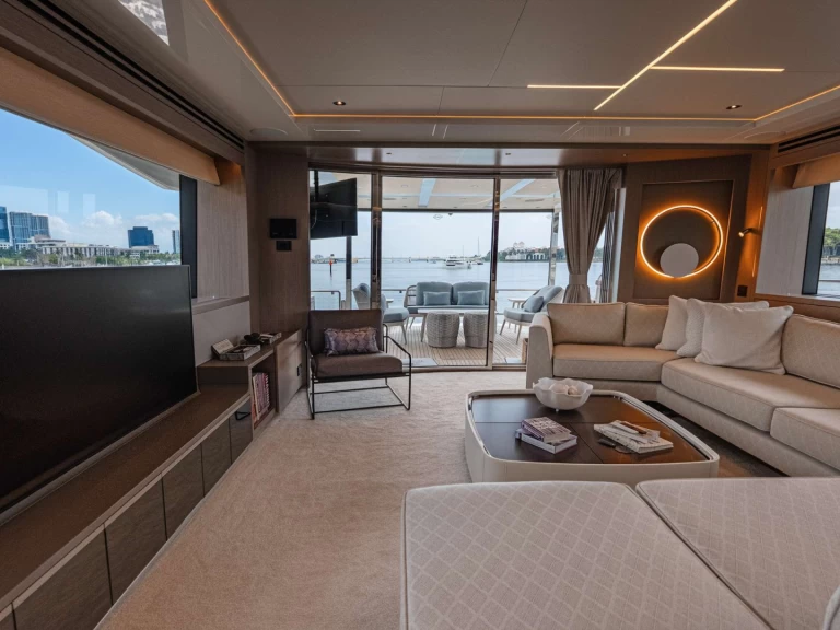 Yacht charter Bahamas - Sunseeker Dolce Far Niente on SamBoat