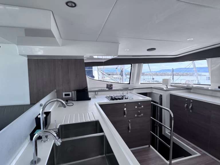 Catamaran hire in Novi Vinodolski - Bali Bali 4.6