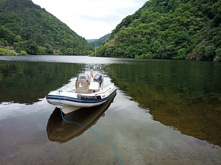 Yacht hire Vilanova de Arousa cheap 450