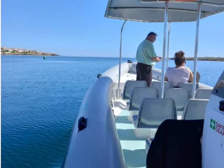 Hire RIB Hydrosport with a boat licence