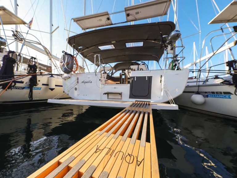 Hire a Bavaria Bavaria C46 Murter-Kornati