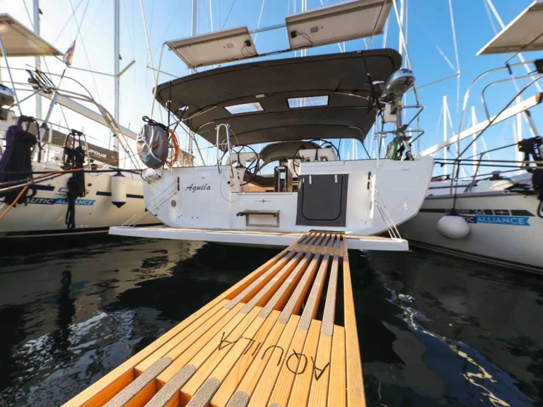 Hire a Bavaria Bavaria C46 Murter-Kornati