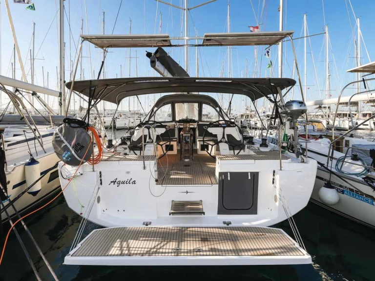 Yacht hire Murter-Kornati cheap Bavaria C46