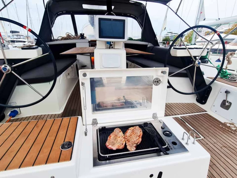 Yacht hire Murter-Kornati cheap Dufour 430