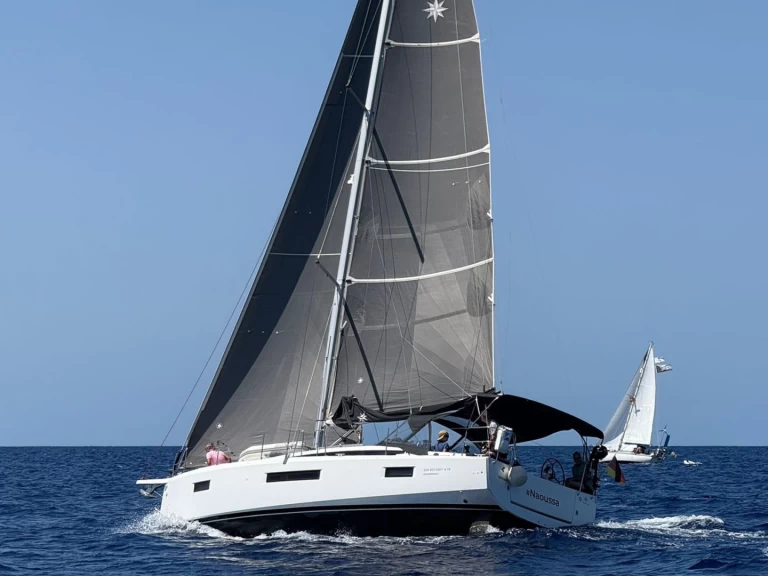 Sailboat hire in Palma de Mallorca - Jeanneau Sun Odyssey 410