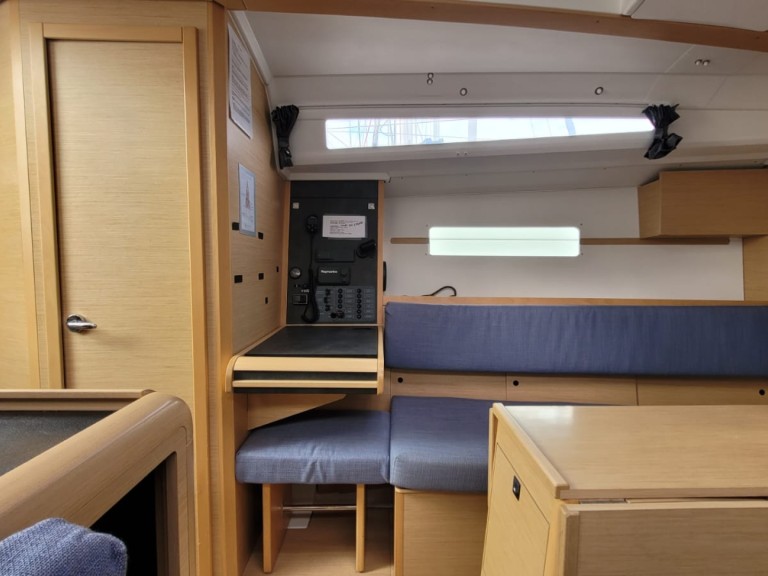 Hire a Jeanneau Sun Odyssey 349 Saint-Quay-Portrieux