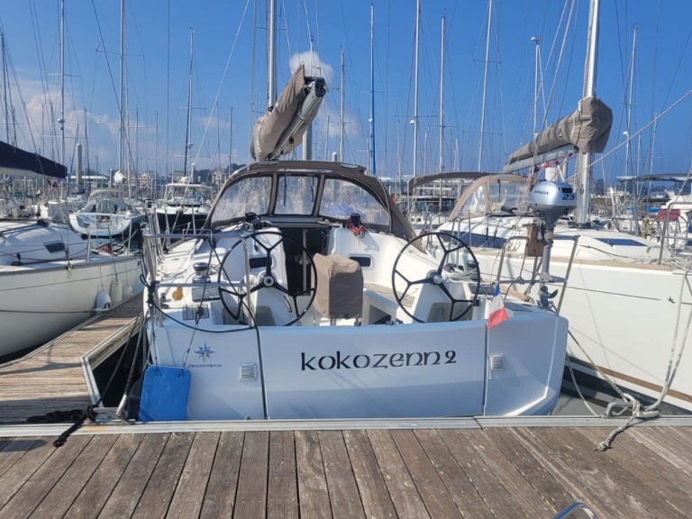 Yacht hire Saint-Quay-Portrieux cheap Sun Odyssey 349