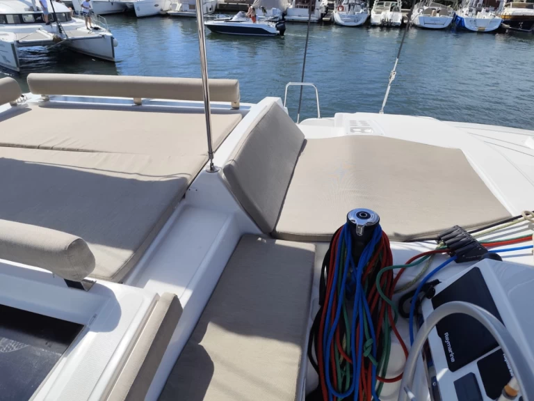 Hire Catamaran Bali with a boat licence