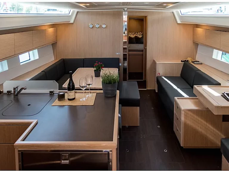 Yacht charter Lefkáda - Bavaria Bavaria C50 on SamBoat