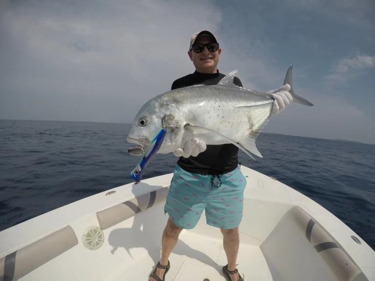 Charter a Touring 24 24 center console  in Kendhoo on Samboat