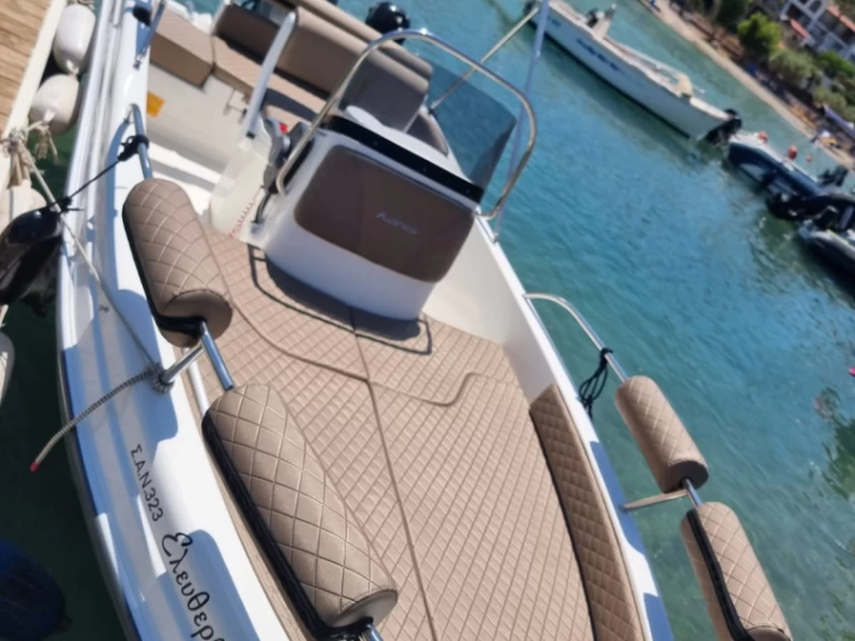 Yacht hire Agios Nikolaos cheap F17