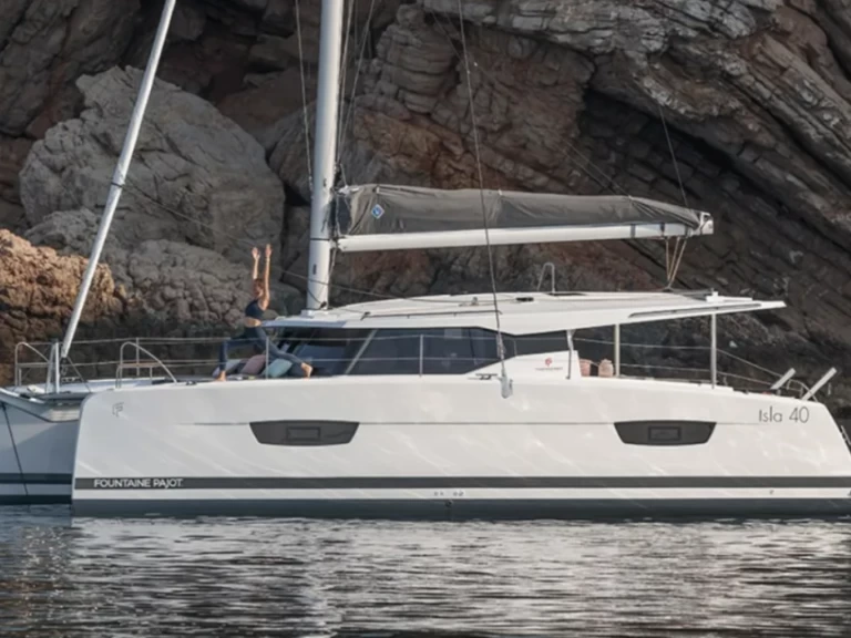 Yacht charter Pálairos - Fountaine Pajot Isla 40 on SamBoat