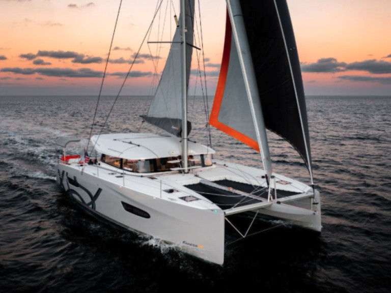 Yacht charter La Rochelle - Bénéteau Excess 14 on SamBoat