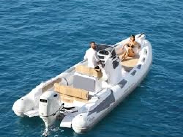 Motorboat hire in Arzon - Ranieri Cayman 23 Sport