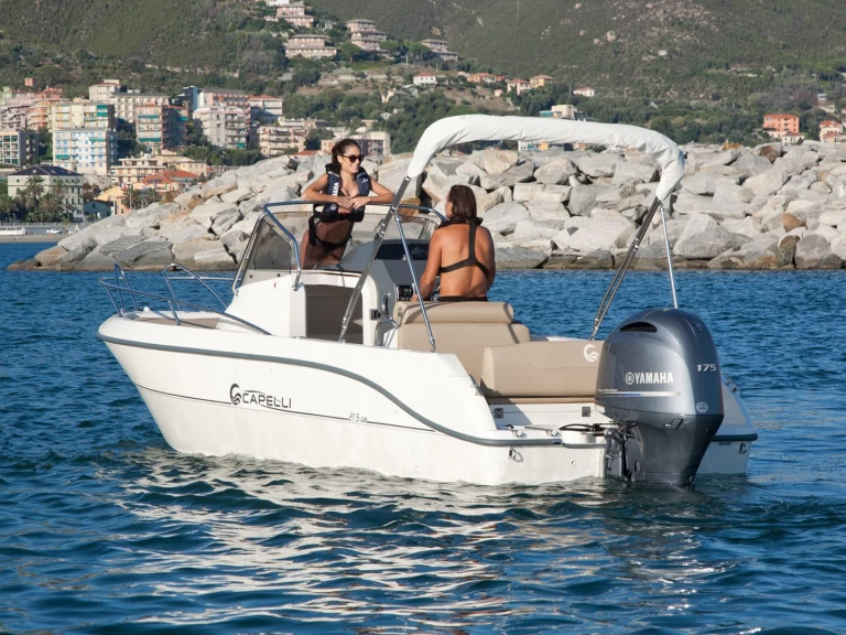 Charter a Capelli CAPELLI CAP 21 WA in Arzon on Samboat