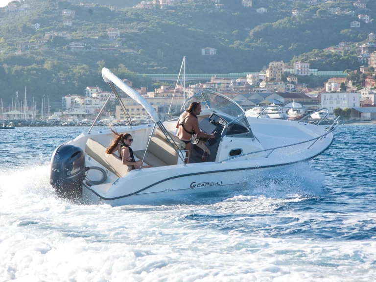 Hire Motorboat Capelli with a boat licence