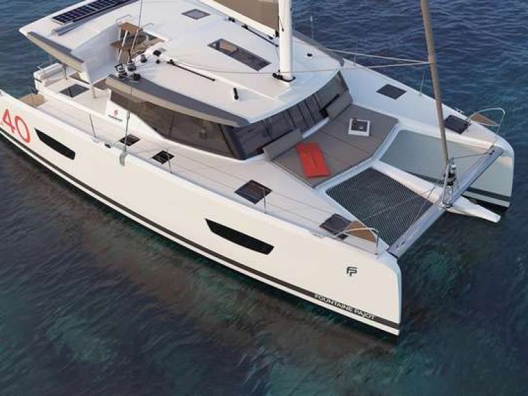 Yacht hire Le Marin cheap Isla 40