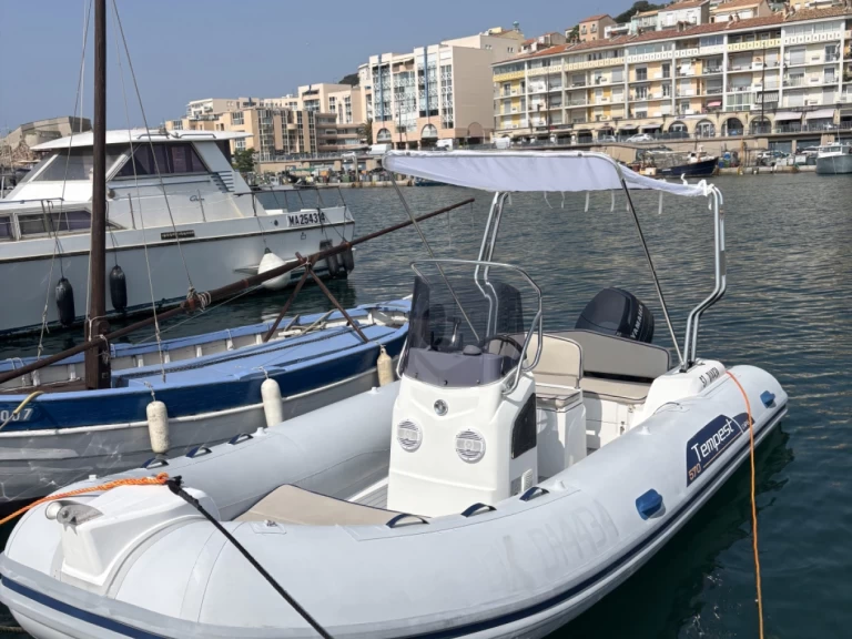 Capelli Tempest 570 charter bareboat or skippered in  Sète