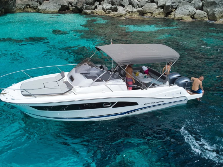Hire a Jeanneau Cap Camarat 9.0 WA Alcocéber