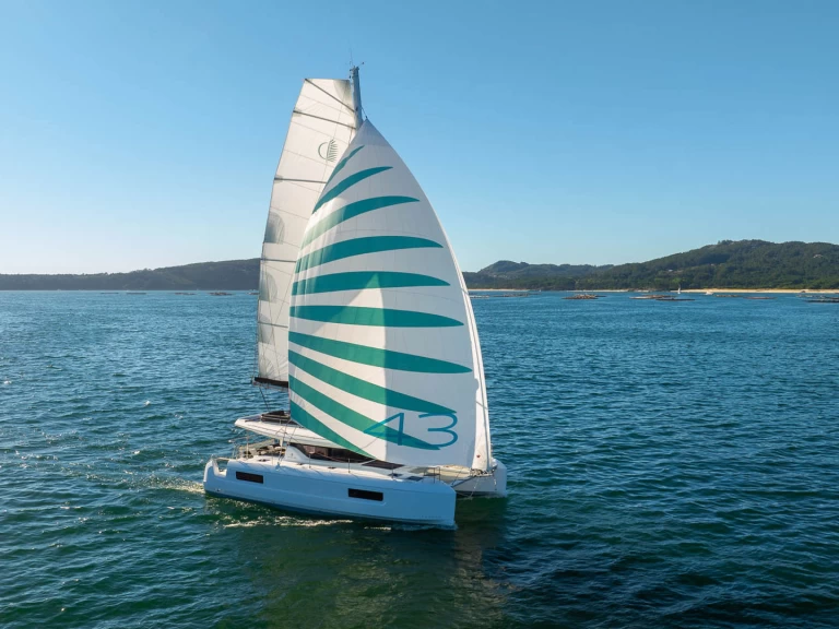 Yacht hire Bonifacio cheap LAGOON 43 | 2025