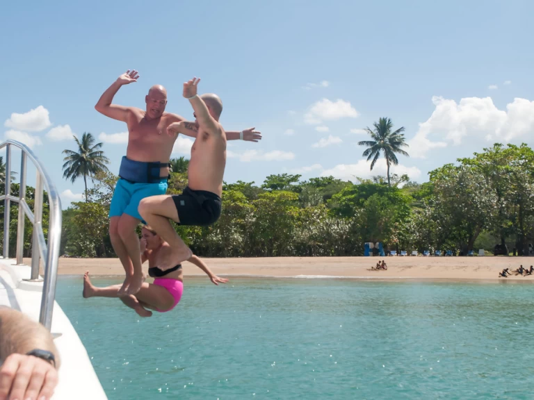 Charter a Custom Made Custom made in Puerto Plata on Samboat