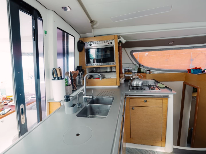 Hire Catamaran with or without skipper Fountaine Pajot San Blas Islands