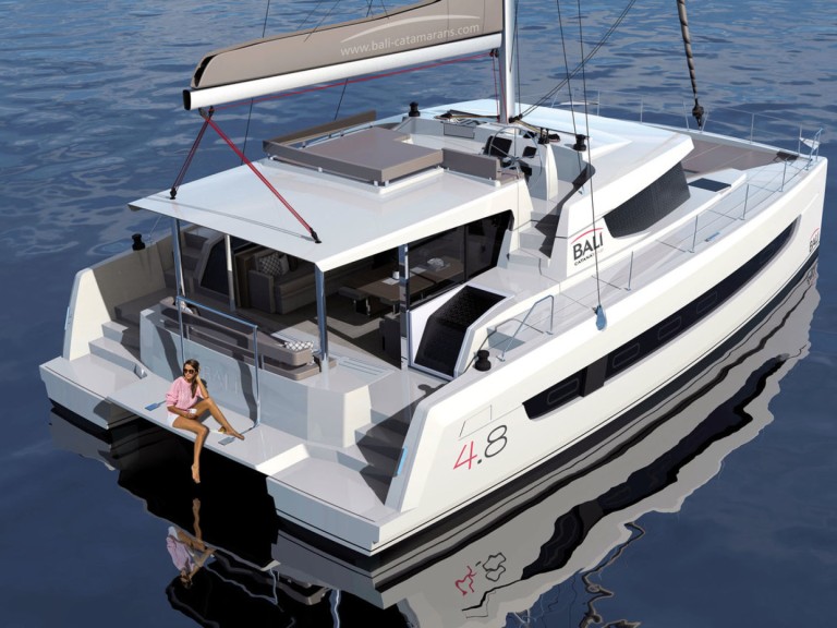 Hire a Bali Bali 4.8 Alimos