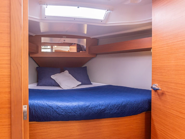 Yacht hire Furnari cheap Dufour 360 Grand Large 2.20 draft