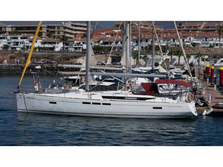 Charter a Jeanneau Sun Odyssey 519 in Ibiza Town on Samboat