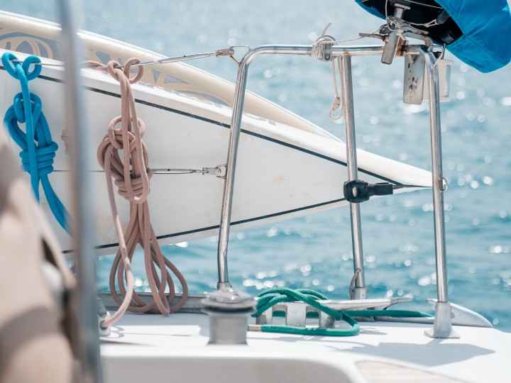 Yacht hire San Blas Islands cheap Lagoon Switch 570