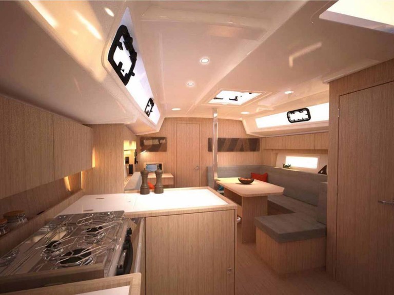 Yacht hire Palma de Mallorca cheap Bavaria C38