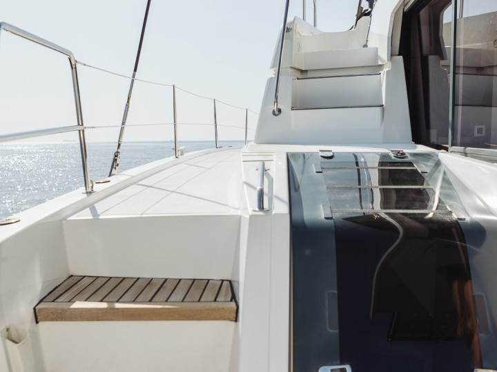 Hire Catamaran Bali with a boat licence