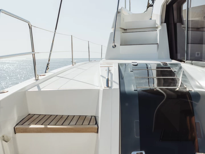 Hire Catamaran Bali with a boat licence